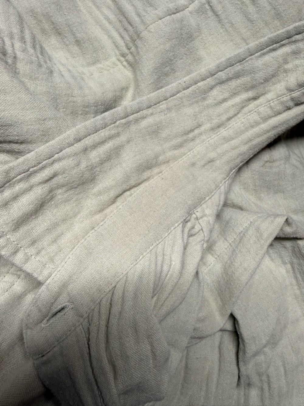 Aritzia sail button down - Picture 4 of 4